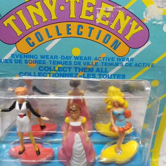 Doll Mini Figures - Picture 8 of 11